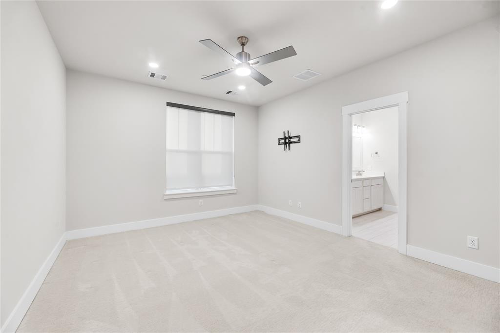 CENTRE LIVING AT KINGS HWY CONDOS - Residential