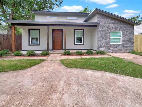 2338 Healey Drive Dallas TX 75228