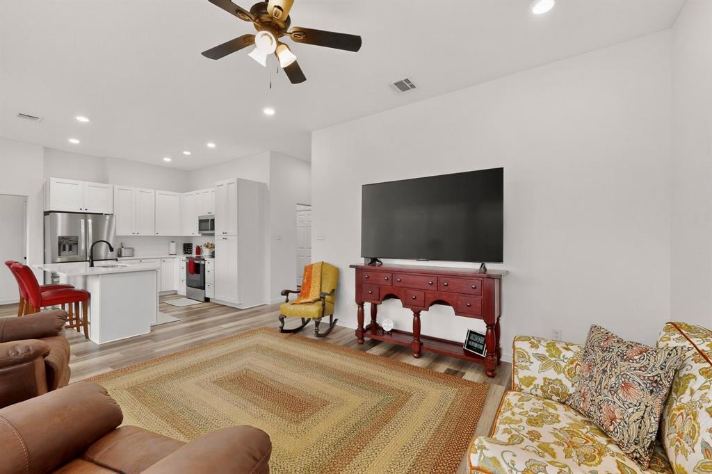 4605 Eagle Nest Court