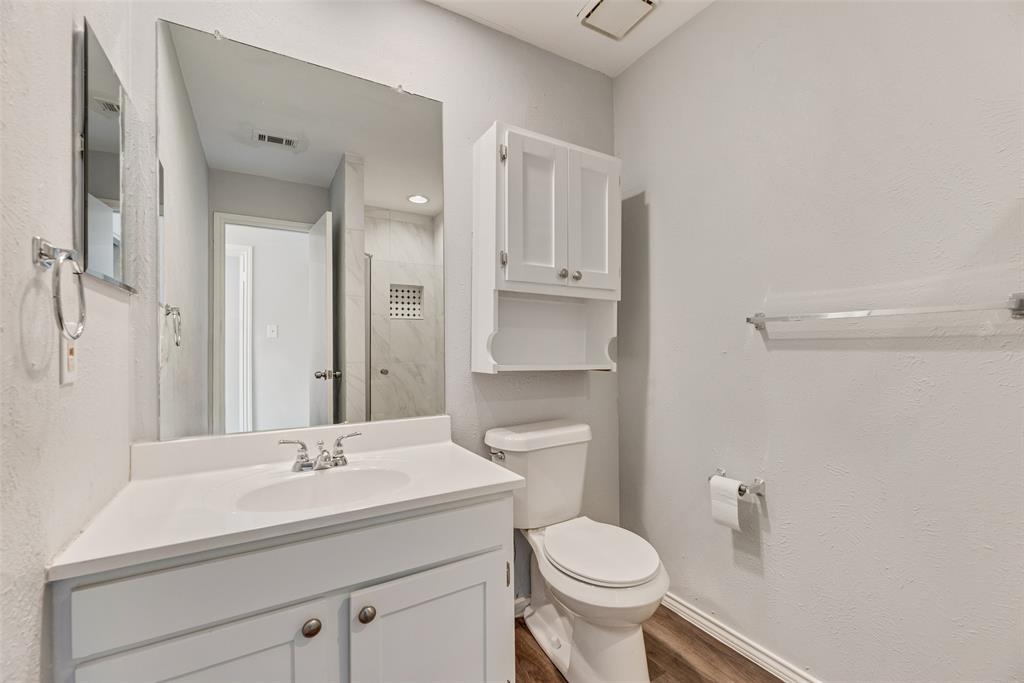 Boardwalk On The Pkwy Condos - Residential Lease