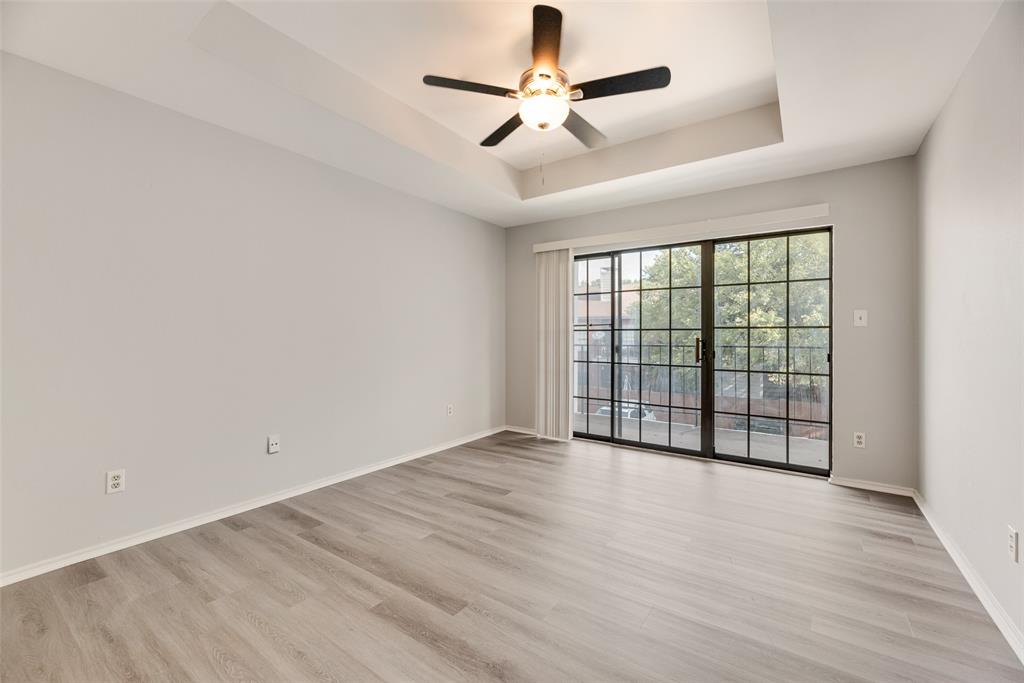 Boardwalk On The Pkwy Condos - Residential Lease