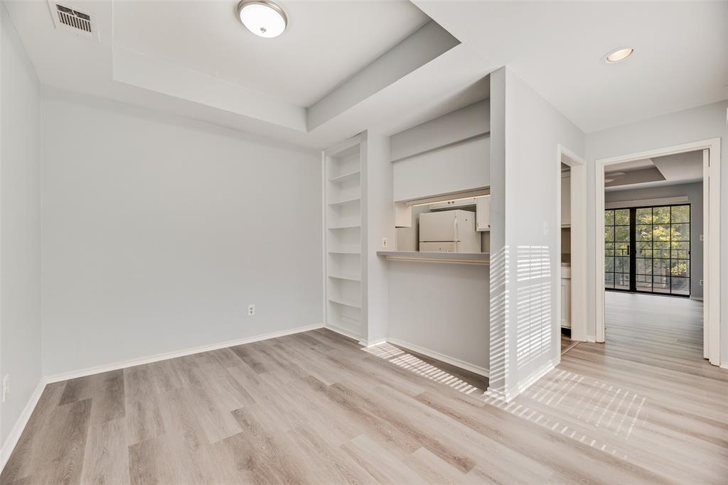 Boardwalk On The Pkwy Condos - Residential Lease