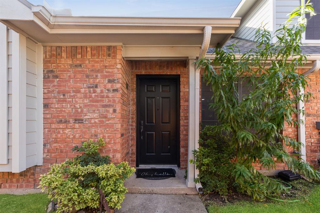 449 Harris Street 103B