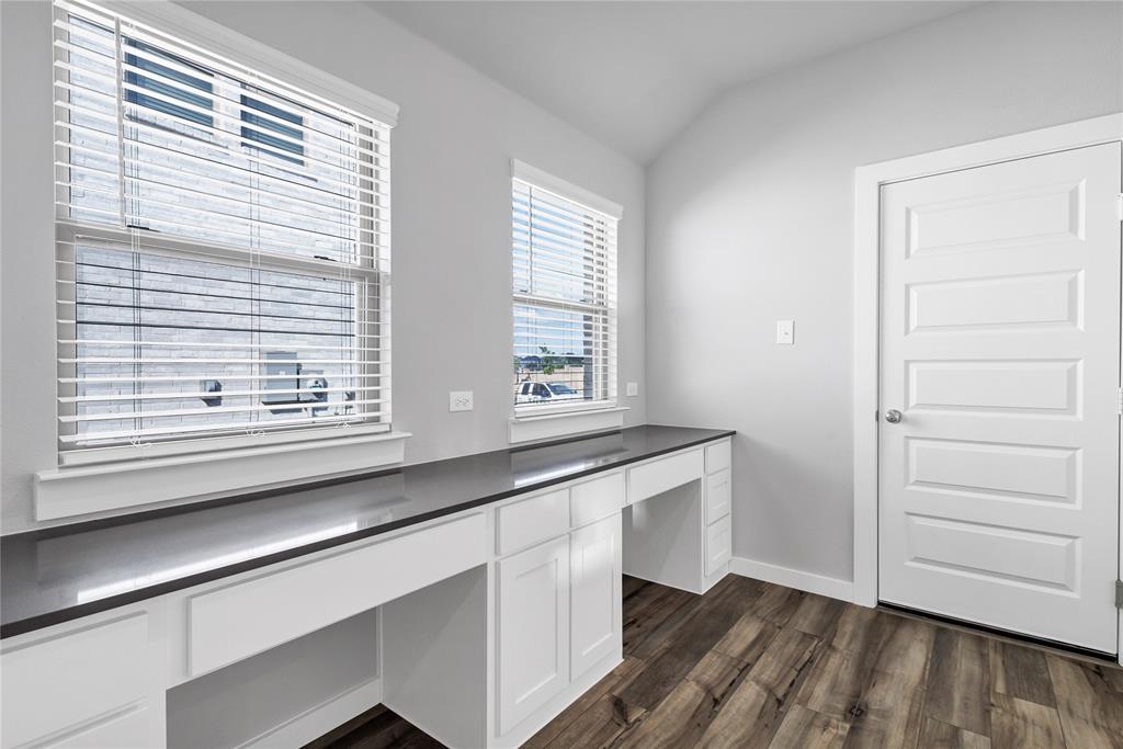 EASTRIDGE PHASE 2B - Residential Lease