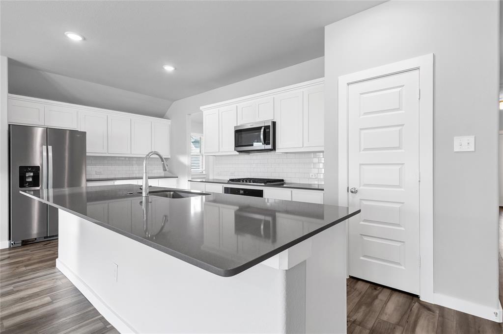 EASTRIDGE PHASE 2B - Residential Lease