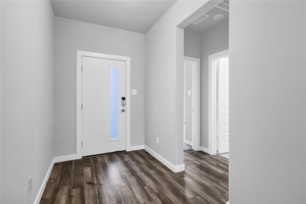 EASTRIDGE PHASE 2B - Residential Lease