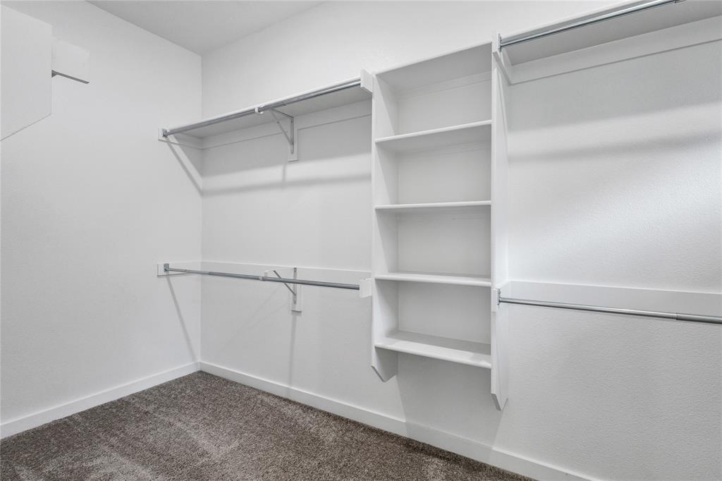 EASTRIDGE PHASE 2B - Residential Lease