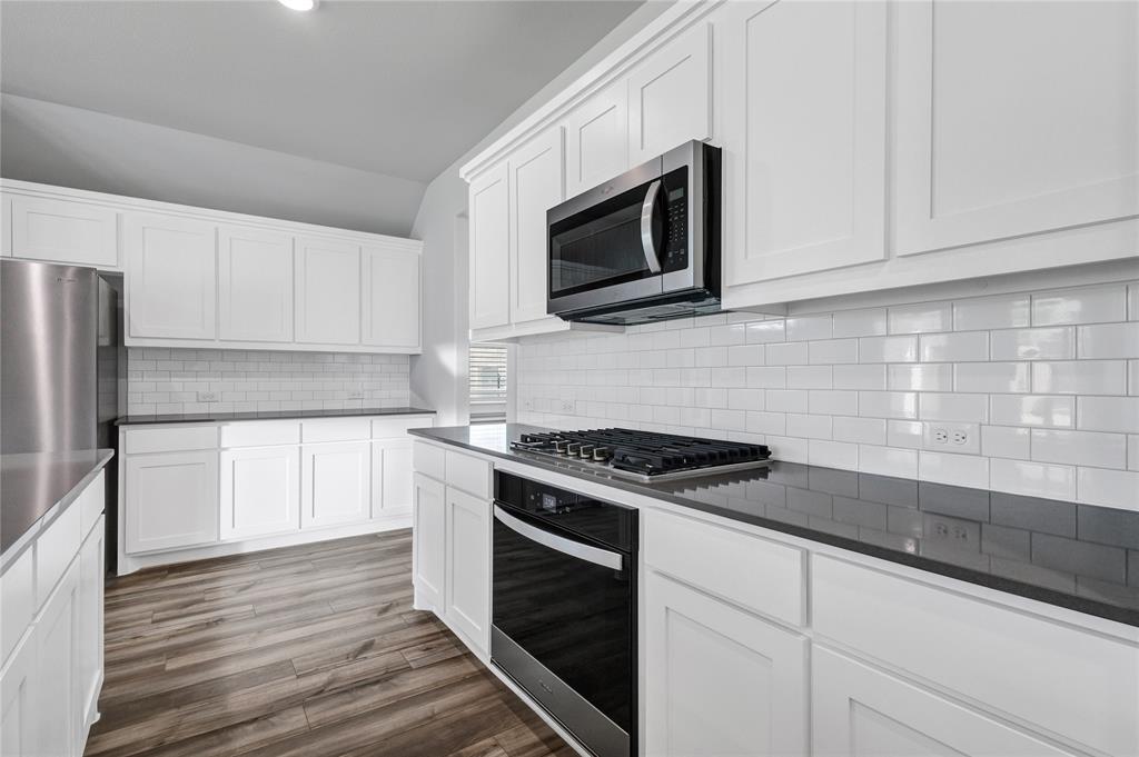 EASTRIDGE PHASE 2B - Residential Lease