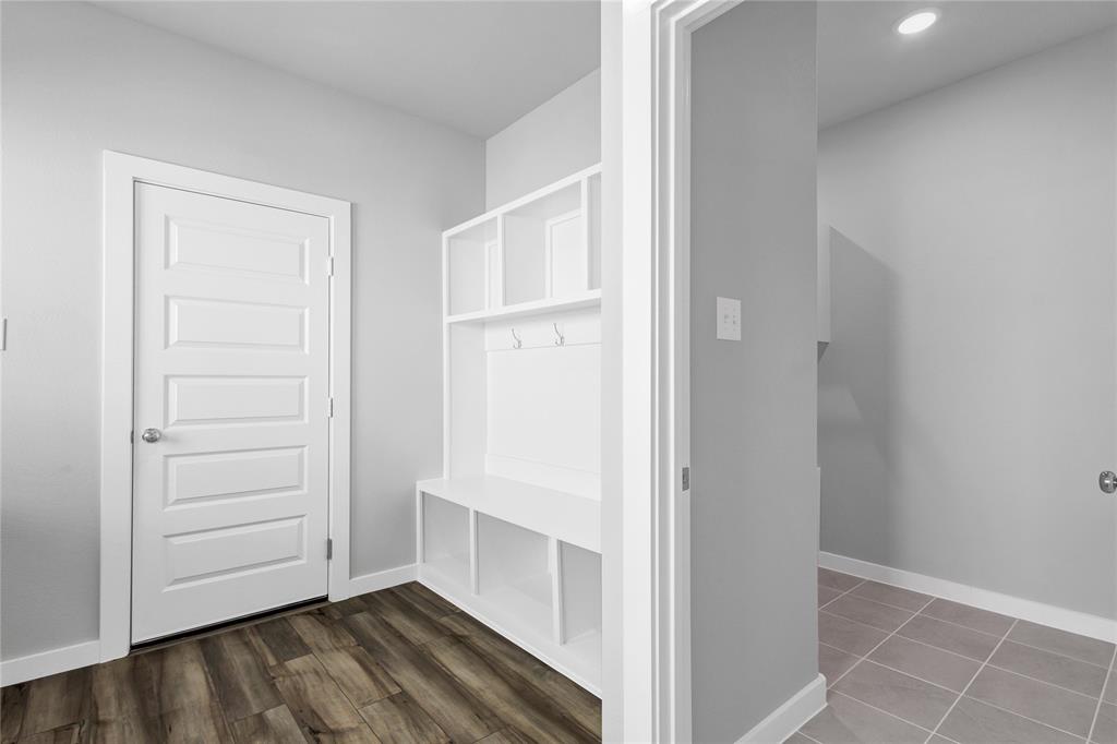 EASTRIDGE PHASE 2B - Residential Lease