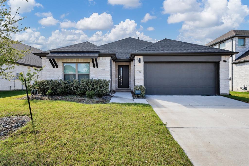 EASTRIDGE PHASE 2B - Residential Lease