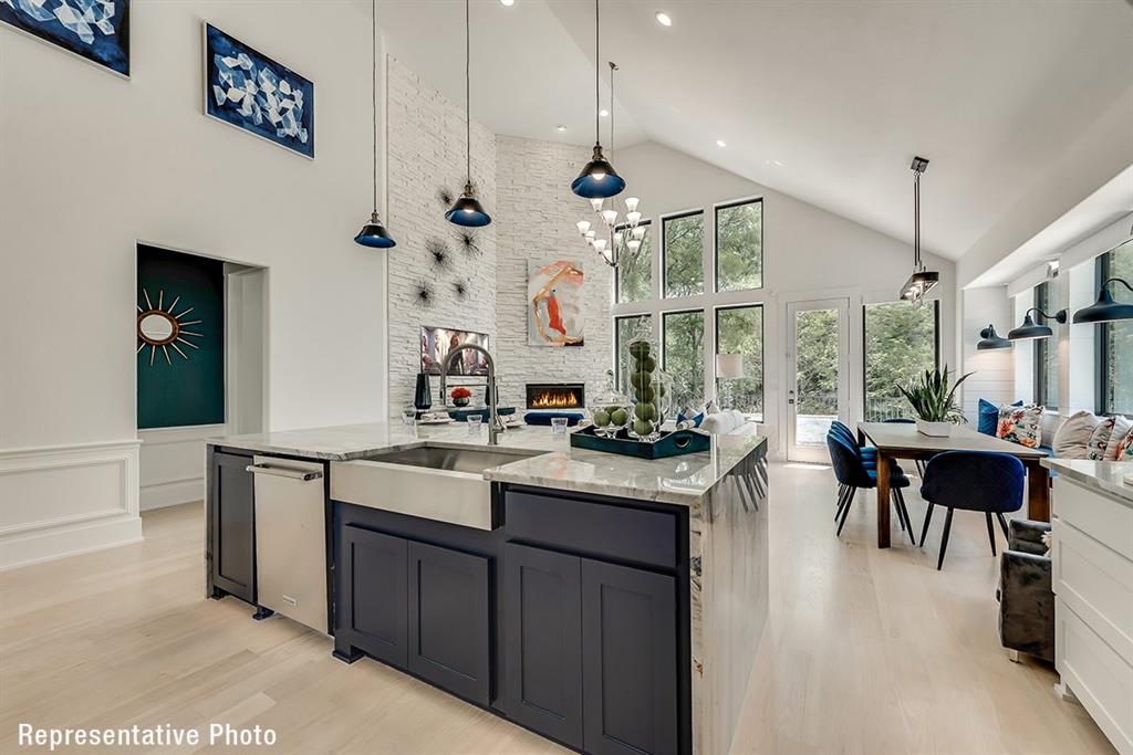 1385 Clementine Trail