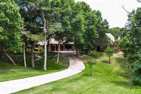 2306 Autumn Run Court Cedar Hill TX 75104