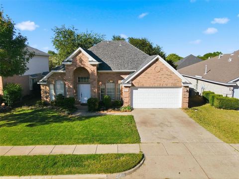 5569 Lawnsberry Drive Fort Worth TX 76137
