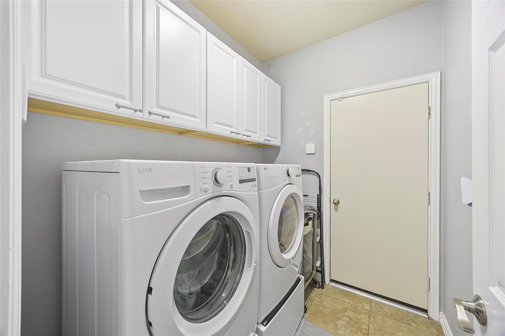 Lakewood Pointe - Residential