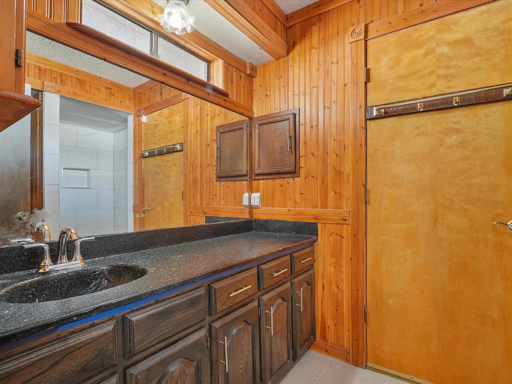 Red Oak Club - Residential