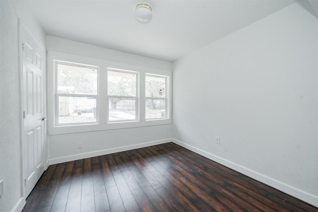 WYNNEWOOD - Residential