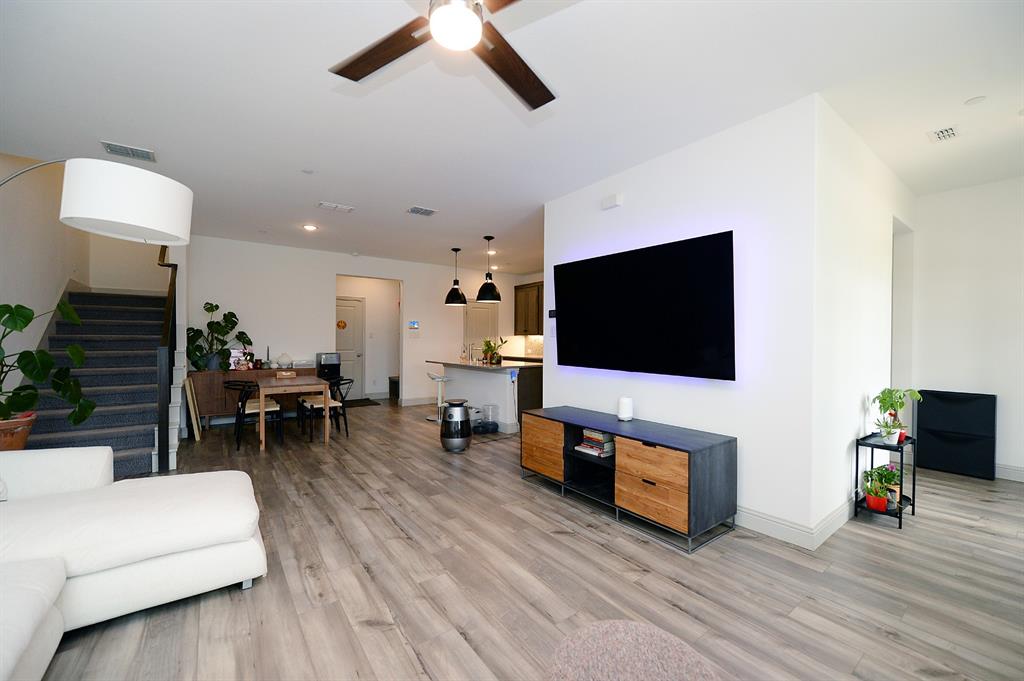 8516 Dynasty Lane