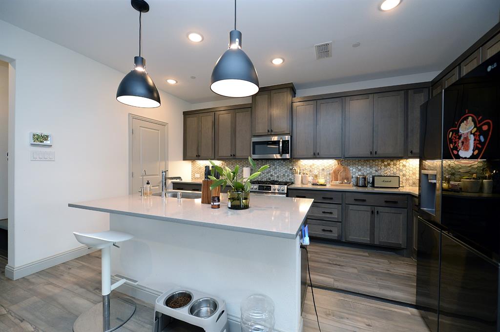 8516 Dynasty Lane