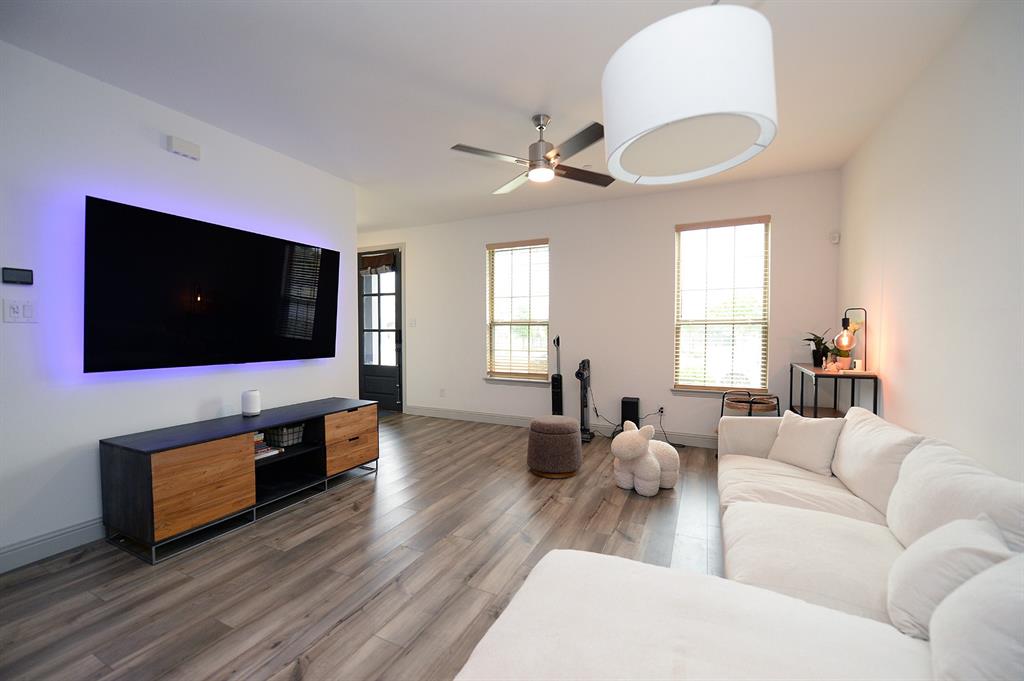 8516 Dynasty Lane