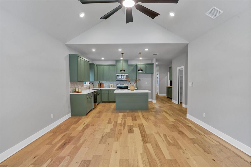 Western Hills Harbor - Residential