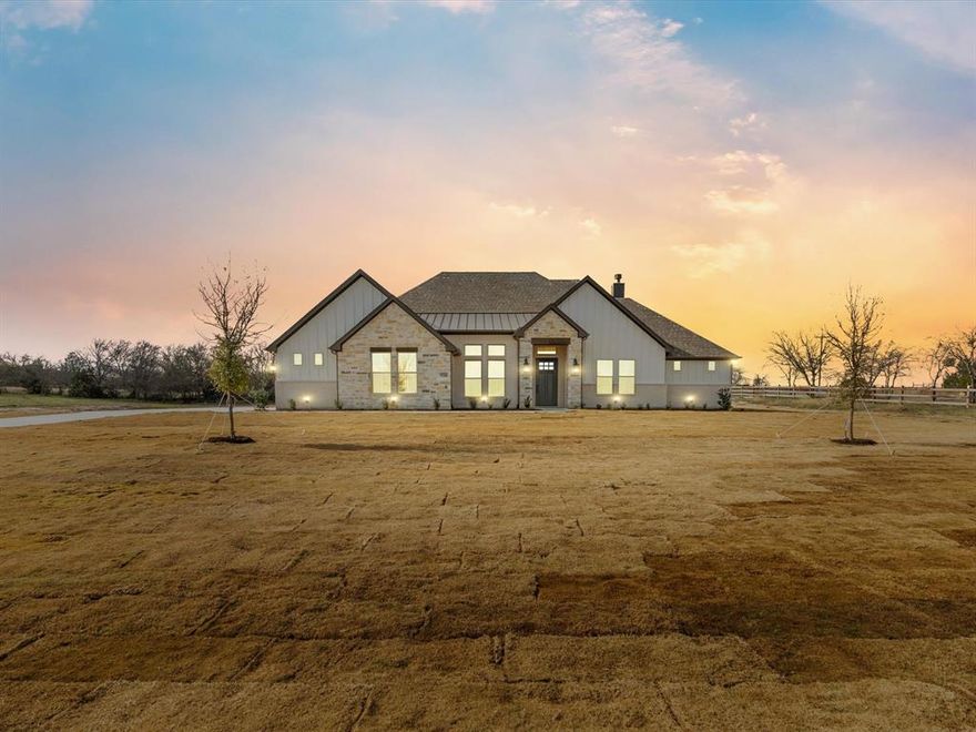 This brilliantly designed, new construction home, on almost an acre and a half and just outside of the city limits
of Godley, Texas is ready for you! Located in the Bella Terra Addition Community you will find the newest
home designed by SWP Custom Homes. This home has timeless elegance and curb appeal. The large windows
and sturdy standing-seam awnings allow a touch of modernity and natural stone elements give a sustainable
feel. The home has everything from granite countertops to jack and jill bathrooms! Don't miss out on the
beautiful master suite with tall ceilings and a master bathroom straight out of a magazine to include a large
garden tub and a double-sized shower. This is the home and the neighborhood you have been waiting for!