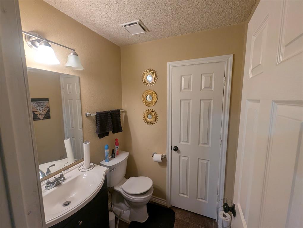 5314 Umbrella Pine Court