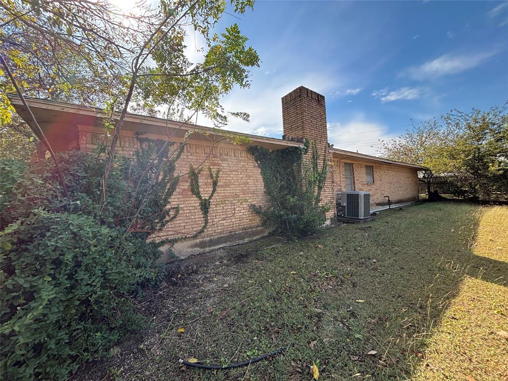 113 Brook Hollow Drive