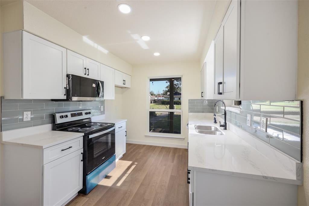 513 Colonial Drive