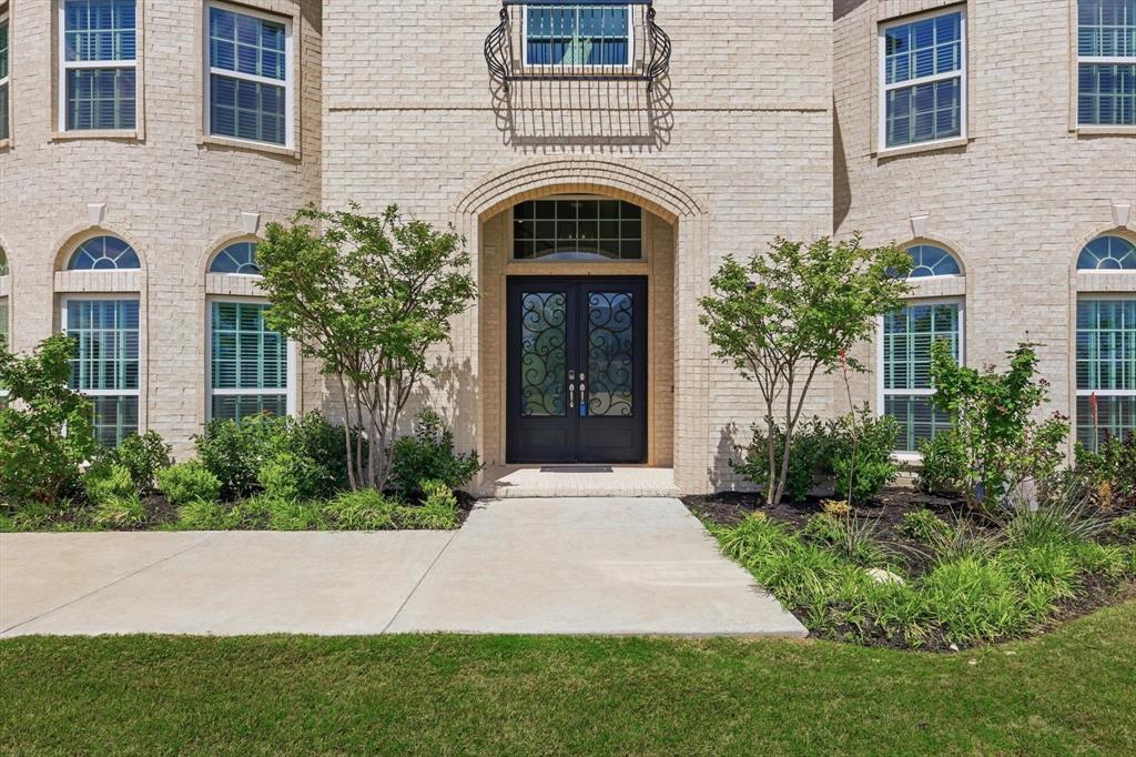 5013 Whisper Drive