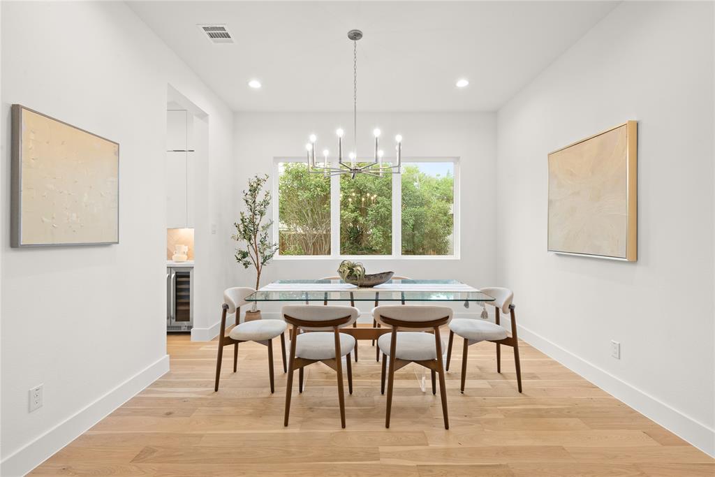 3245 Dartmoor Court