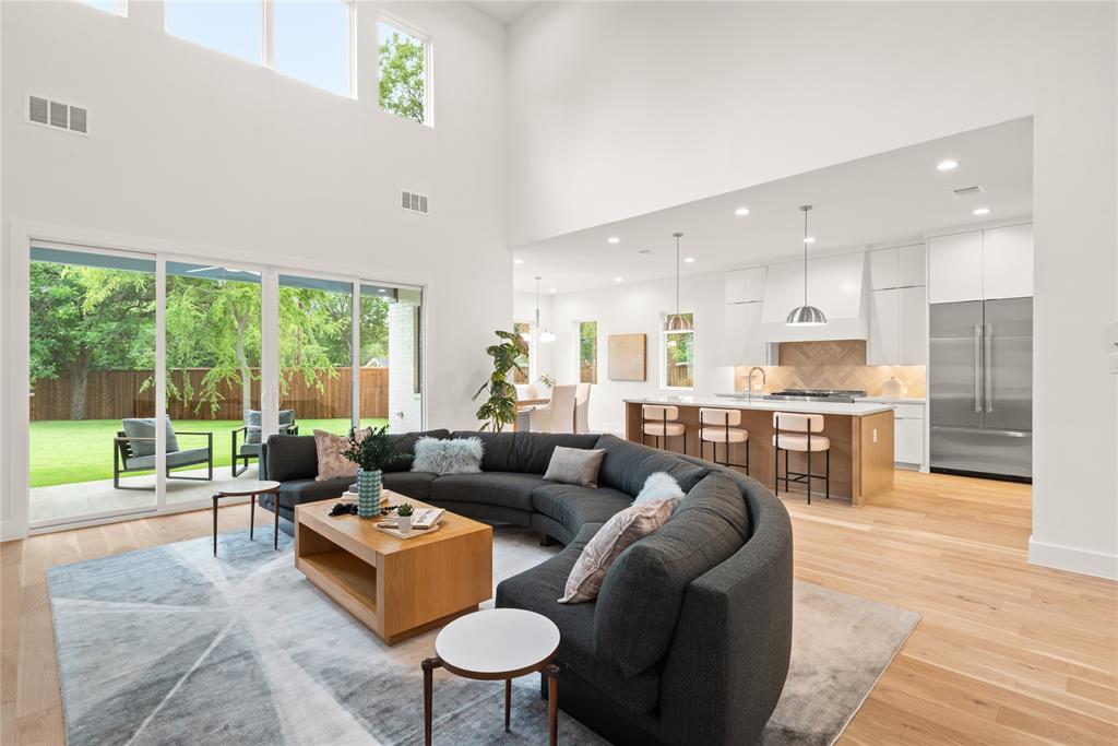3245 Dartmoor Court