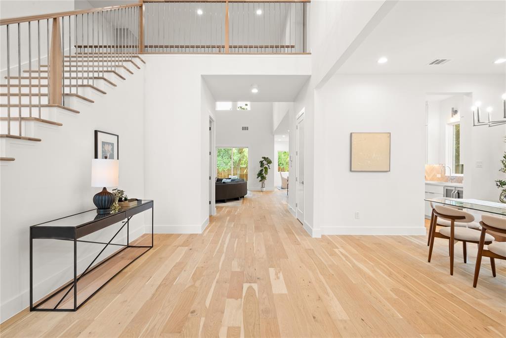 3245 Dartmoor Court