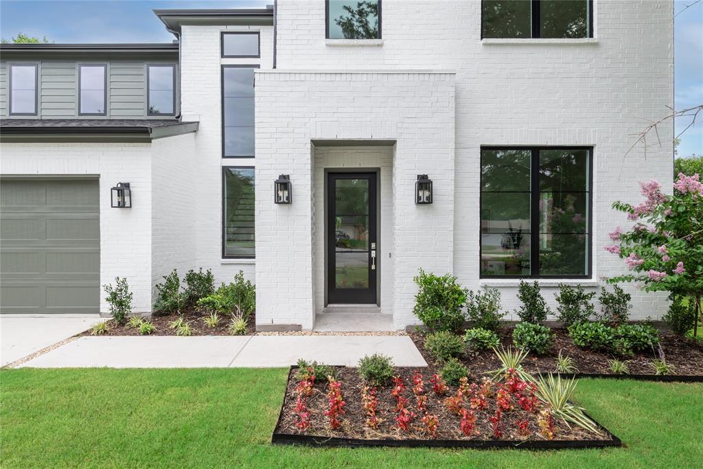 3245 Dartmoor Court