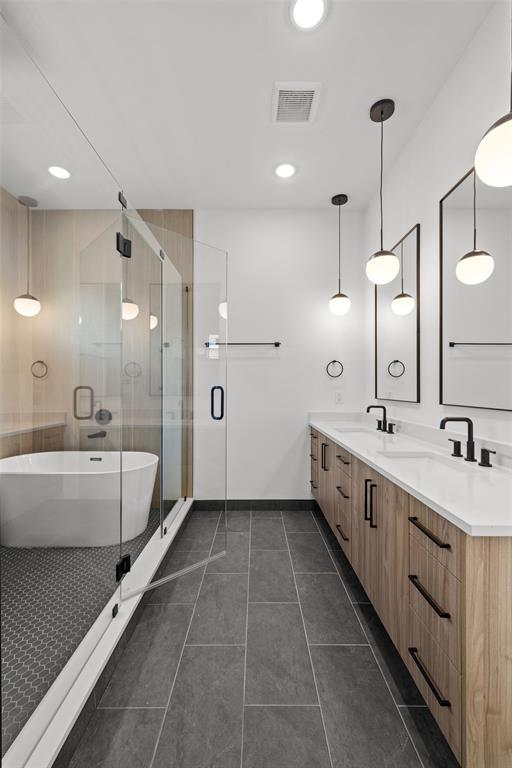 Robertson & Harris - Residential