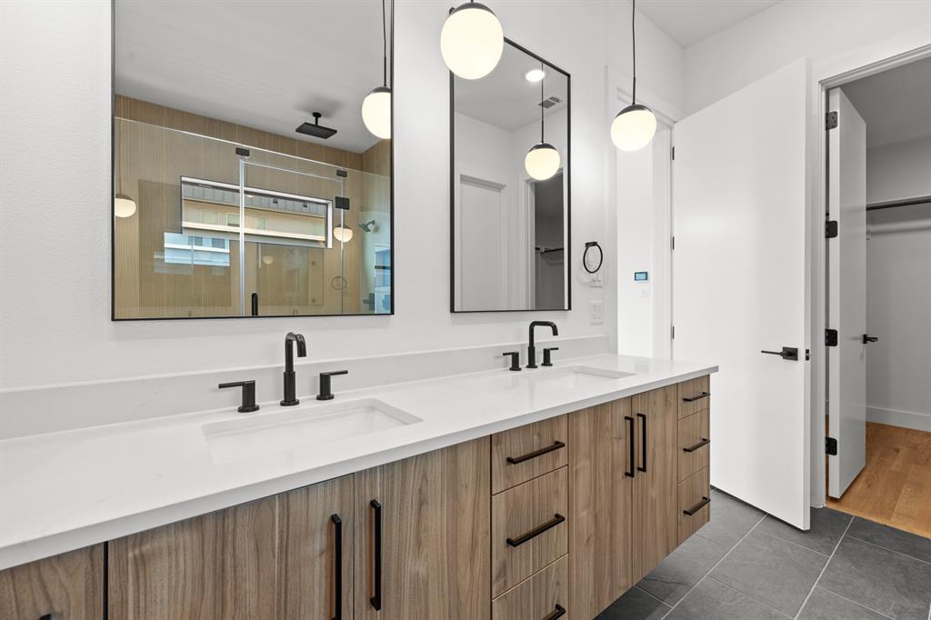 Robertson & Harris - Residential