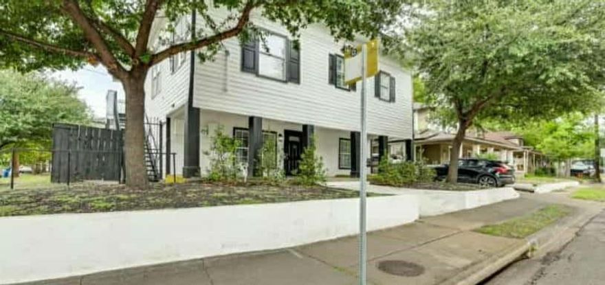 Welcome to the Cozy 2 Story home, a charming residence nestled in the heart of Dallas, TX. This delightful property boasts two spacious bedrooms and a full bathroom, offering ample space for comfortable living. The home is equipped with a gas oven and gas cooktop, perfect for those who love to cook and entertain. The upgraded features throughout the home add a touch of modern elegance, while the ceiling fan ensures a comfortable atmosphere all year round. Experience the convenience and charm of living in Dallas with this beautiful home that combines comfort, functionality, and style.