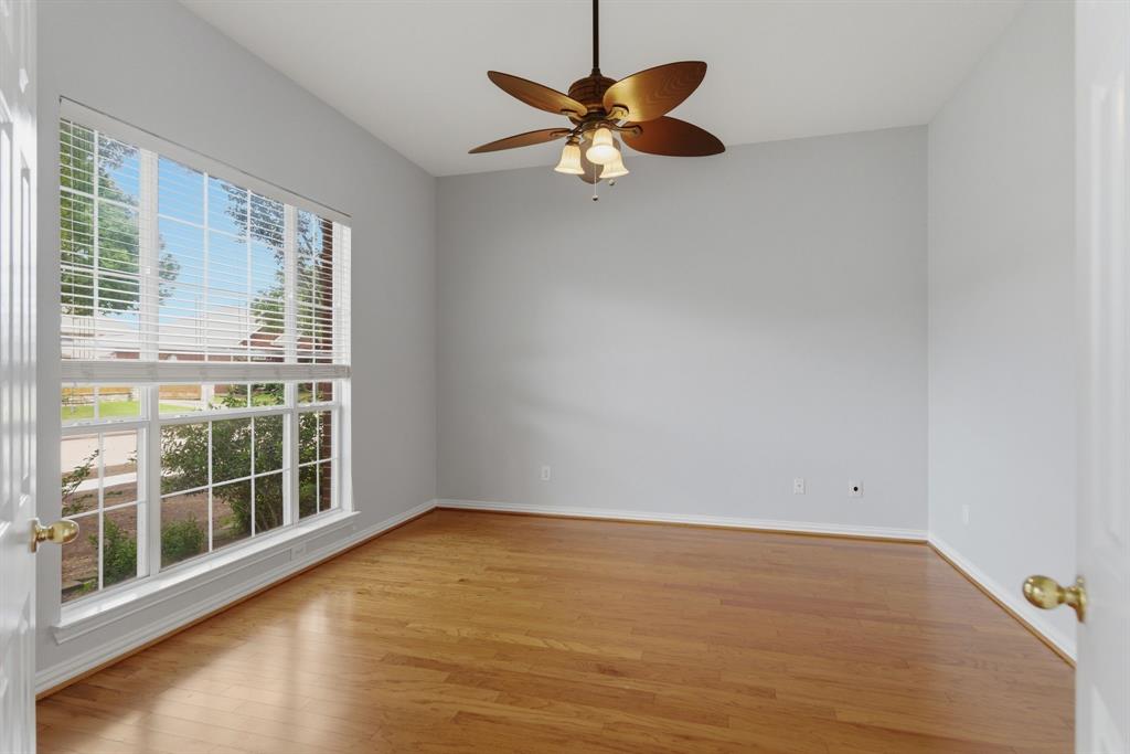 1117 Apache Lake Drive