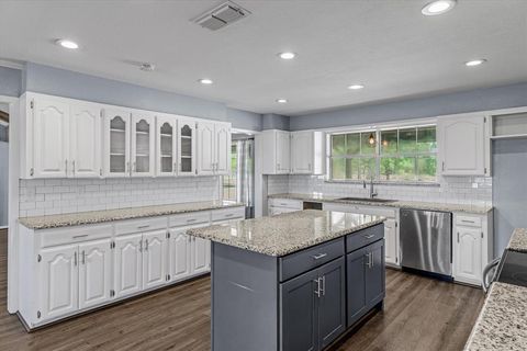 Tiny photo for 4885 Fm 859, Edgewood, TX 75117 (MLS # 21197635)