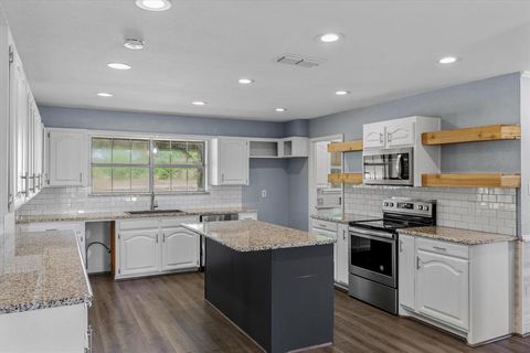 Tiny photo for 4885 Fm 859, Edgewood, TX 75117 (MLS # 21197635)