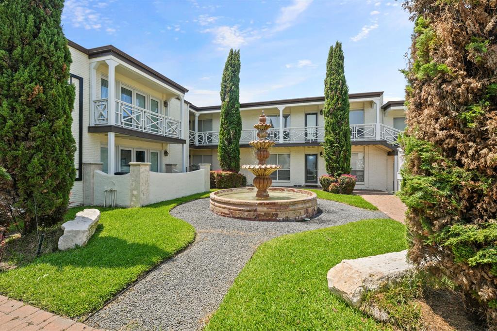 Bella Gardens Condos - Residential