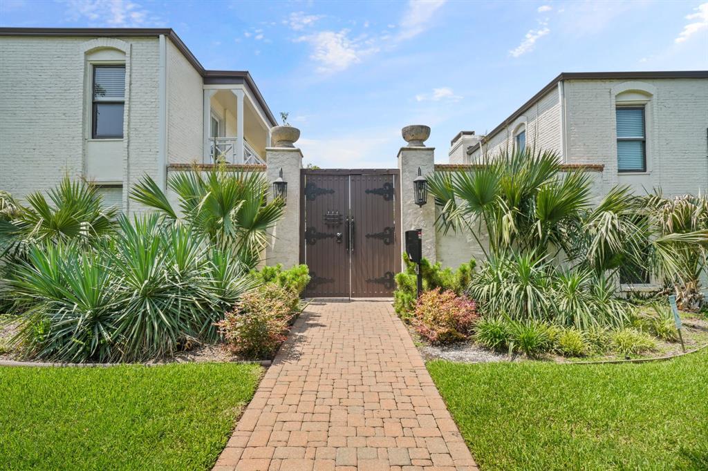 Bella Gardens Condos - Residential