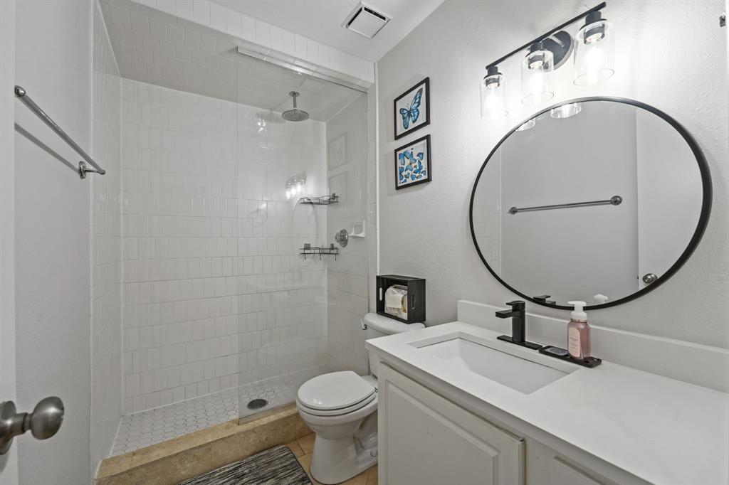 Bella Gardens Condos - Residential