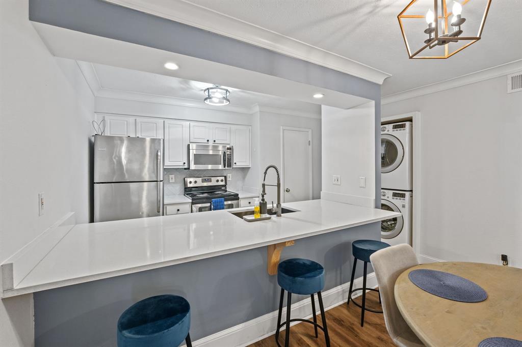 Bella Gardens Condos - Residential