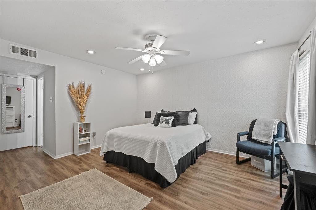 Bella Gardens Condos - Residential