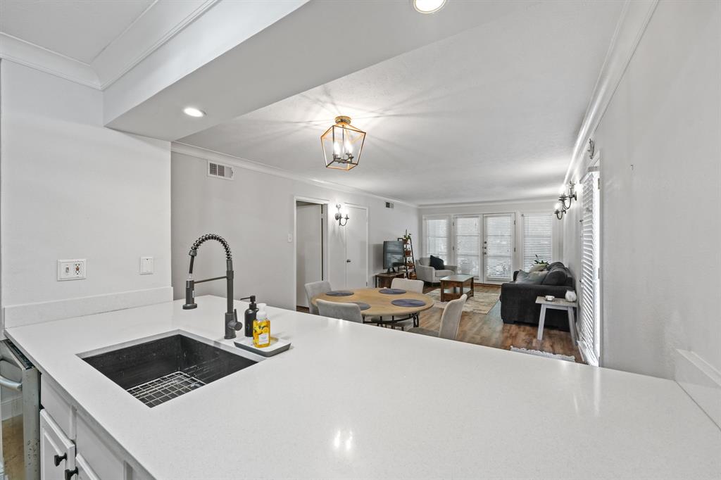 Bella Gardens Condos - Residential