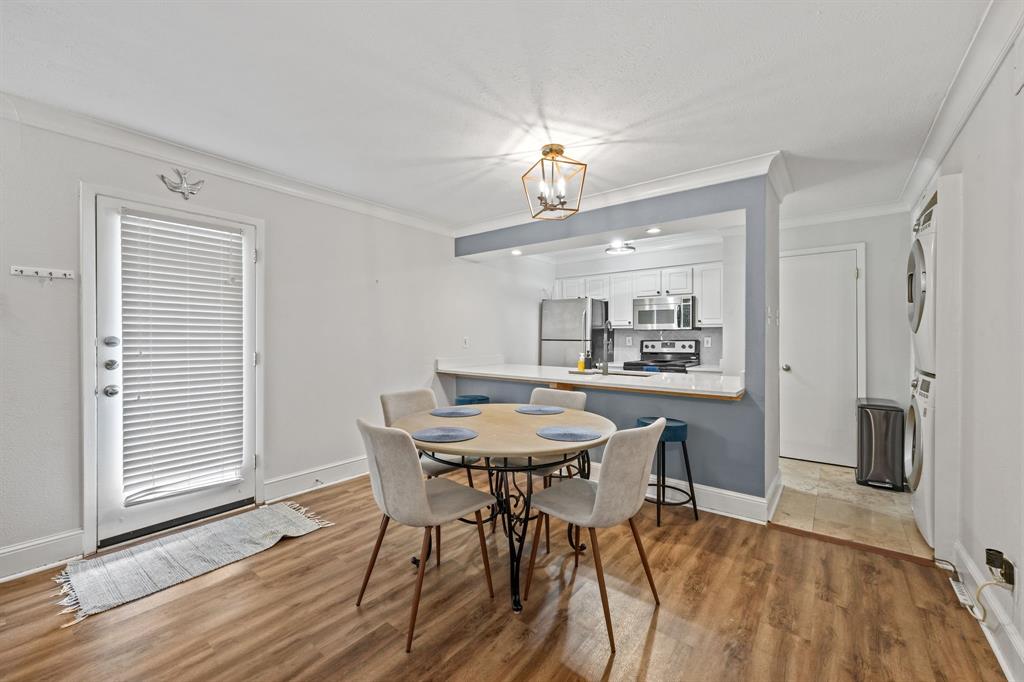 Bella Gardens Condos - Residential