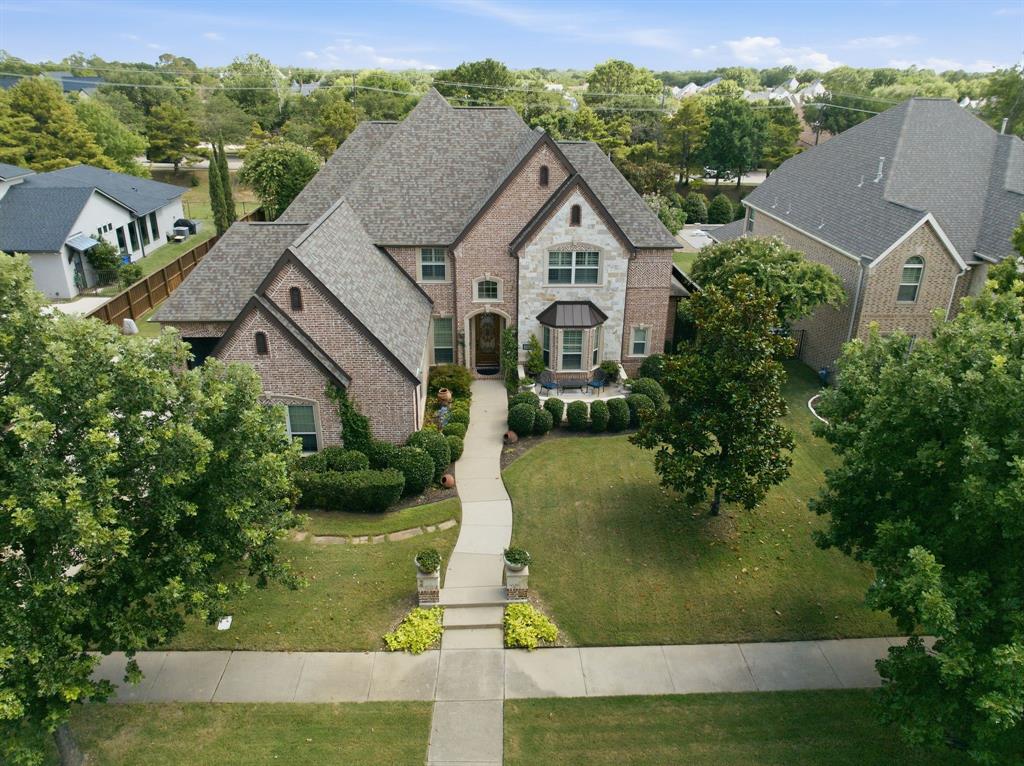 1913 Arrington Court