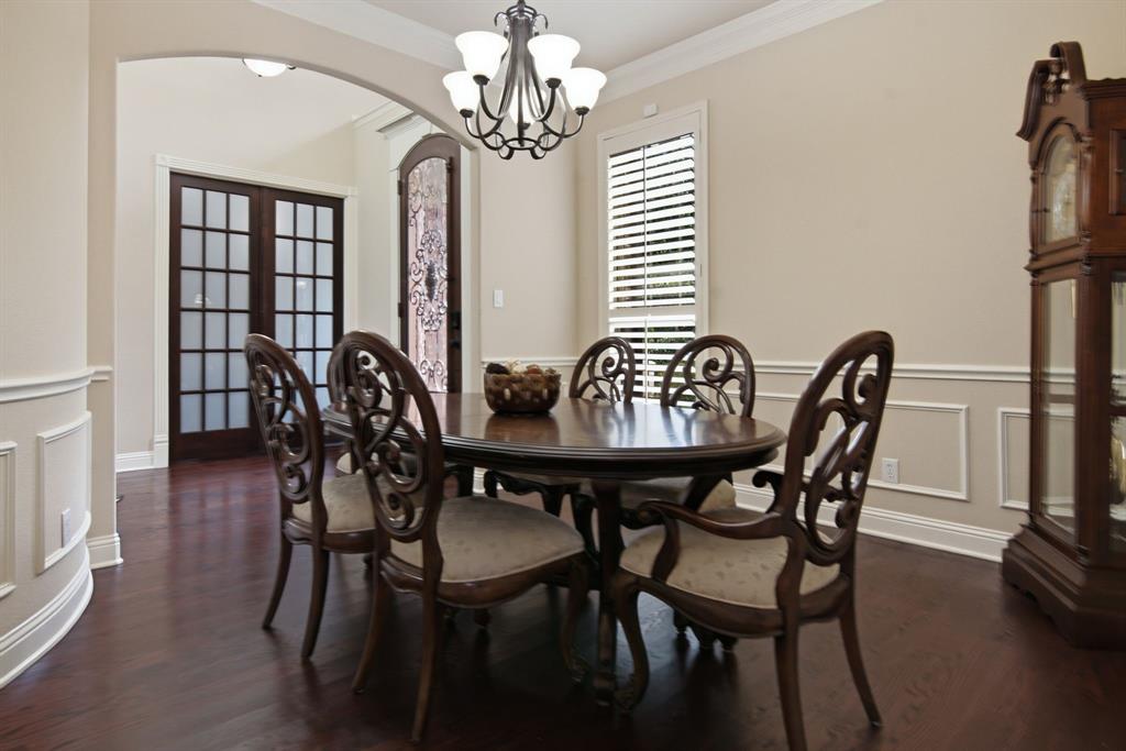 1913 Arrington Court