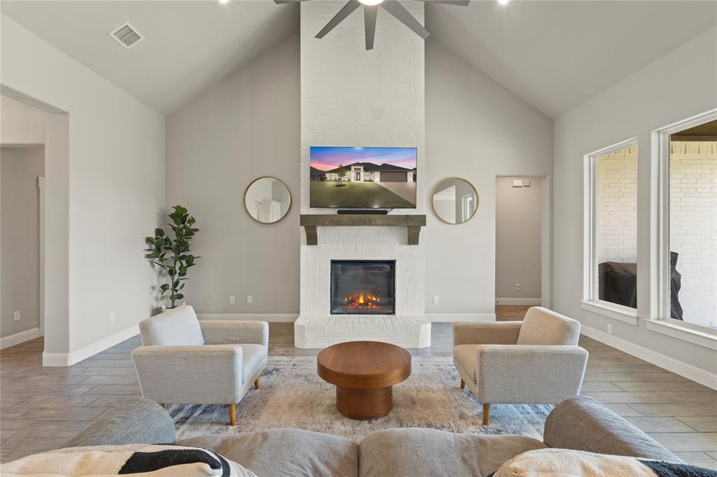 3021 Nob Hill Drive