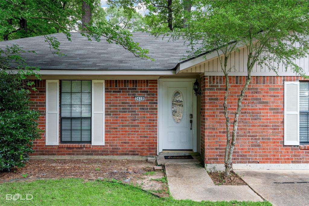 3410 Woodvine Circle